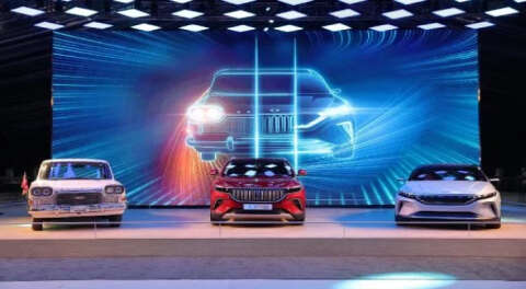 Togg Gemlik Kampüsü’nde ilk yerli otomobil ’Devrim’ sergilendi