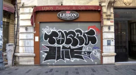 Beyoğlu’nda 212 yıllık Lebon pastanesi kapandı