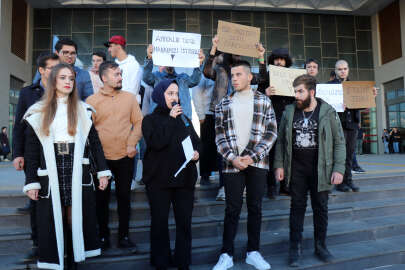 Edirne'de üniversite öğrencileri, toplu ulaşım ücretlerini protesto etti