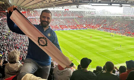 Altay'da tribünden gelen başkan modeli