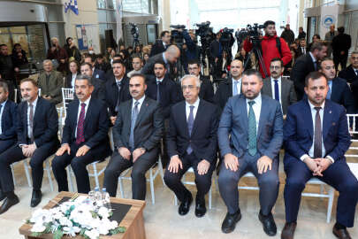 Bakan Kacır: Türkiye Yeşil Sanayi Projesi'ni hayata geçiriyoruz (2)