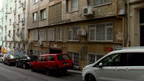 Orhan Pamuk'un davalık olduğu apartmanda keşif