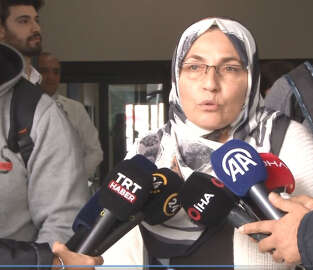 Gazze'den tahliye edilen 107 Türk vatandaşı daha İstanbul'a geldi