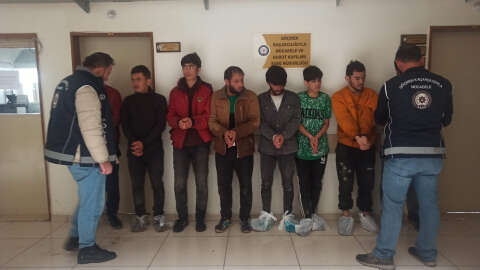 Amasya'da 8 kaçak göçmen yakalandı