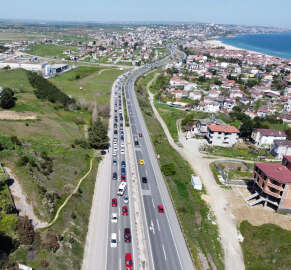 İstanbul- Tekirdağ yolunda trafik yoğunluğu