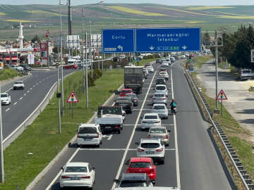 Tekirdağ'dan İstanbul yönüne trafik yoğunluğu
