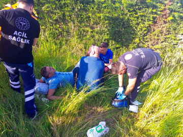 İstanbul-  Eyüpsultan’da makas atarak çarptığı araçtaki yolcuyu silahla yaraladı