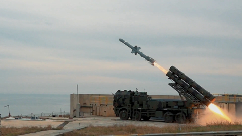 Seyir füzesi 'Kara Atmaca', en uzun menzilli uçuşunu yaptı