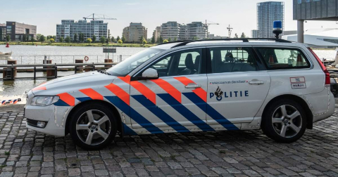 Amsterdam’da araçta patlama