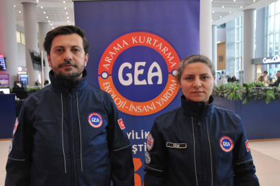 İstanbul - Myanmar'da arama kurtarma çalışmalarına katılan Türk ekip, yurda geri döndü