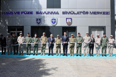 Bakan Güler, Hava ve Füze Savunma Simülatör Merkezi açılışına katıldı (2)