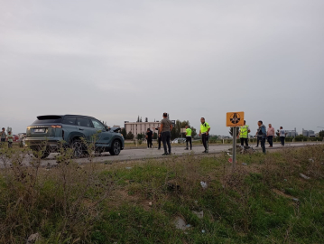 Adana'da cip ile motosiklet çarpıştı; 2 yaralı