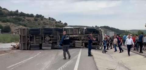 Çanakkale'de zincirleme kaza; 6 ölü, çok sayıda yaralı var/Ek fotoğraflar