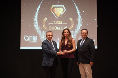 Türkiye İtibar Endeksi 2025 sonuçlarına göre markalar ödüllerine kavuştu