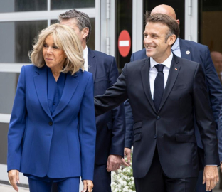 Fransa Cumhurbaşkanı Macron: Brigitte ile şakalaşıyorduk