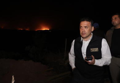 Sakarya’da çıkıp Bilecik’e sıçrayan orman yangını yayıldı; 4 köy tahliye edildi (3)