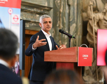 Londra Belediye Başkanı Khan: İngiltere'nin Filistin'i derhal tanıması gerekiyor