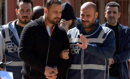 Sahte e-imza çetesinin lideri, öğrencisini başkalarının yerine sınava sokmuş