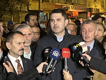 Gebze’de yıkılan binanın yakınındaki 12 bina mühürlendi; 45 aile tahliye edildi (5)