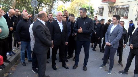 İstanbul - Vali Gül Kartal’da kolonlarındaki çatlaklar nedeniyle tahliye edilen binada inceleme yaptı