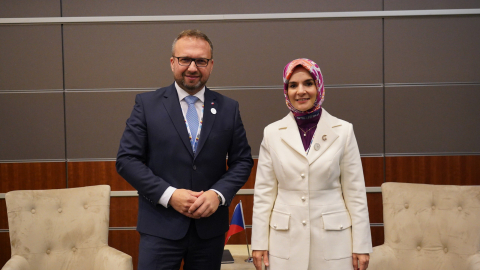 Bakan Göktaş, Çekya Başbakan Yardımcısı Jurecka ile bir araya geldi