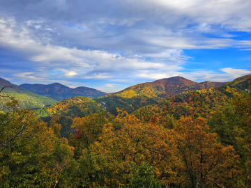Amanos yaylalarında sonbahar manzarası