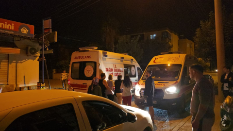 Kozan'da evde çıkan yangında 4 kişi dumandan etkilendi