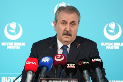 Destici: Spekülatif haberleri yayanları kınıyorum