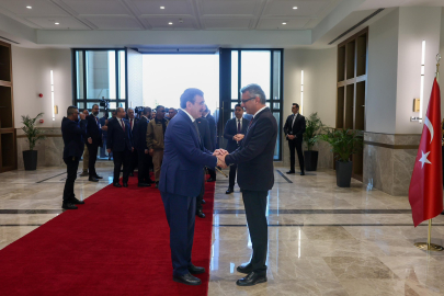 Cumhurbaşkanı Yardımcısı Yılmaz, KKTC'nin 42’nci yıl dönümü dolayısıyla düzenlenen törenlere katıldı