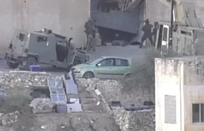 İsrail güçleri, ellerini havaya kaldırarak teslim olan 2 Filistinliyi öldürdü