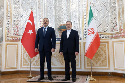 Dışişleri Bakanı Fidan, İran Dışişleri Bakanı Arakçi ile görüştü