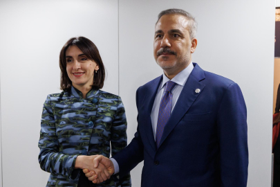 Bakan Fidan, Gürcistan Dışişleri Bakanı Botchorishvili ile bir araya geldi / Ek fotoğraf