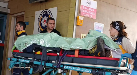 Kaza yapıp bilincini kaybeden sürücüsü, 9 saat sonra donmak üzereyken bulundu