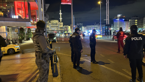 İstanbul - Beyoğlu ve Kadıköy'de helikopter destekli 'Huzur İstanbul' denetimi