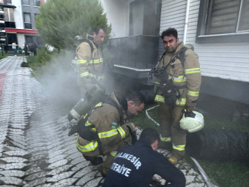 Edremit’te bodrum yangını: 6 kişi dumandan etkilendi