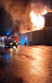 Nalbur dükkanında çıkan yangın söndürüldü