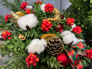 İzmir'de yılbaşının simgesi kokinaya talepte iki kat artış