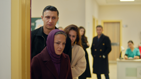 Uzak Şehir, yeni yıla duygu yüklü bölümle giriyor