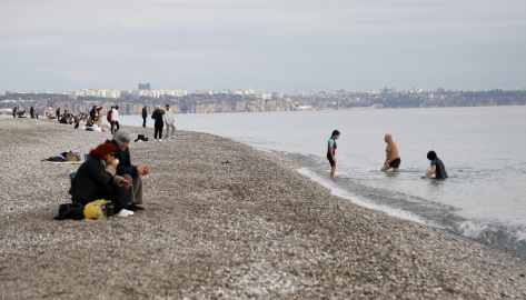 Ocak ayında Antalya'da bahar havası