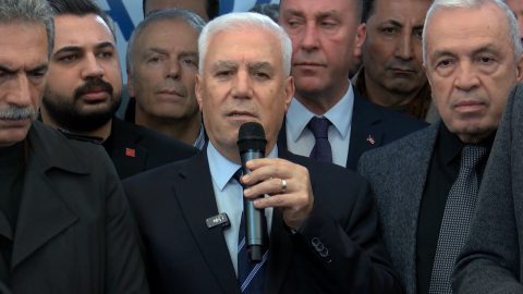 Bursa Büyükşehir Belediye Başkanı Bozbey’e saldırı girişimi; o anlar kamerada (3)