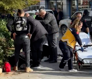 Tartıştığı baba ile 3 oğlunu tabanca ile vurup, kaçtı