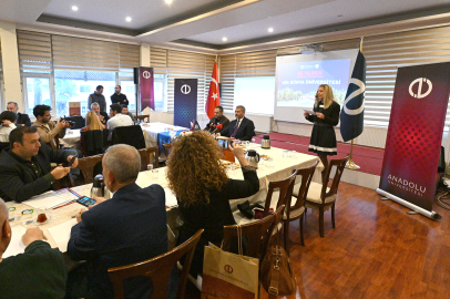 Rektör Prof. Dr. Adıgüzel, 10 Ocak dolayısıyla gazetecilerle bir araya geldi