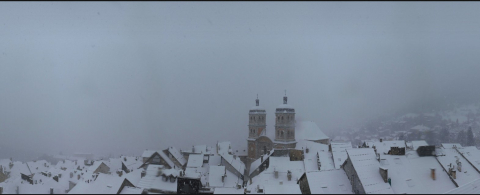 Fransa'da 380 bin hane elektriksiz kaldı