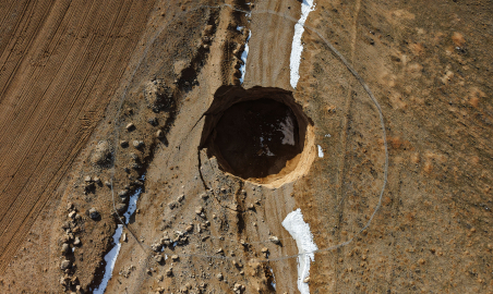 Konya kent merkezine 30 kilometre mesafede obruk oluştu