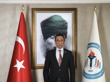 Eğitim Gücü Sen Genel Başkanı Özat'tan saç örgüsü ve Türk bayrağı çağrısı