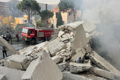 İsrail, Lübnan'ın güneyinde bir araca saldırı düzenledi