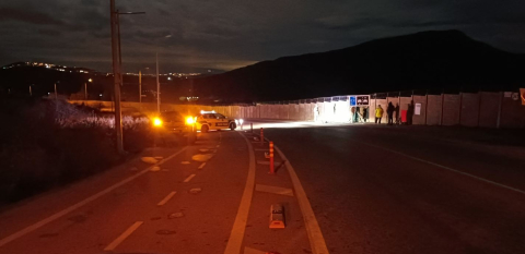 Motosikletle trafik işaret levhasına çarpan sürücü öldü