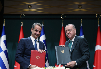 Cumhurbaşkanı Erdoğan, Yunanistan Başbakanı Miçotakis ile görüştü (2)