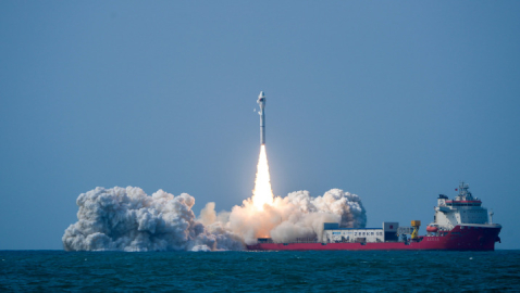 Çin, Pakistan’a ait bir uyduyu uzaya gönderdi / Ek fotoğraf