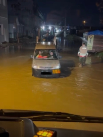 Hatay'da sağanak; dere taştı, evi ve ahırı su bastı (2)